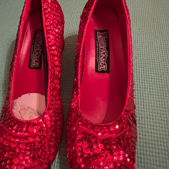 Halloween red Funtasma sequence red shoes size 8 Dorothy - Picture 7 of 10
